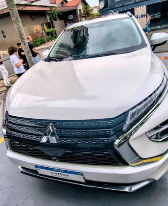 MITSUBISHI ECLIPSE CROSS 1.5 MIVEC TURBO GASOLINA HPE CVT MITSUBISHI ECLIPSE CROSS 1.5 MIVEC TURBO GASOLINA HPE CVT